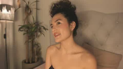 Marian online show from 15, 4, 2026