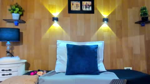 Snapshot of marianaa_aangel chatting on 23, 12, 2024 Mariana Angel online show from 23, 12, 2024
