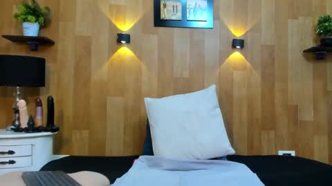 Snapshot of marianaa_aangel chatting on 11, 1, 2025 Mariana Angel online show from 11, 1, 2025