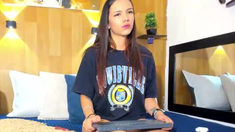 Snapshot of marianaa_aangel chatting on 13, 10, 2025 Mariana Angel online show from 13, 10, 2025