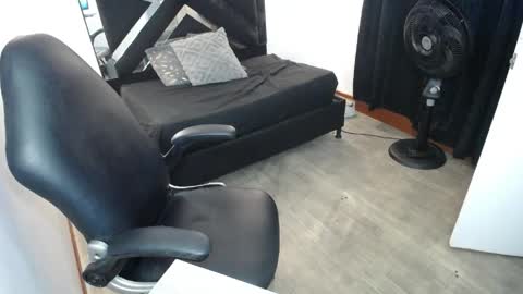 Snapshot of marianarojas_ chatting on 19, 5, 2026 Mariana online show from 19, 5, 2026