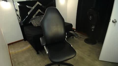 Snapshot of marianarojas_ chatting on 21, 5, 2026 Mariana online show from 21, 5, 2026