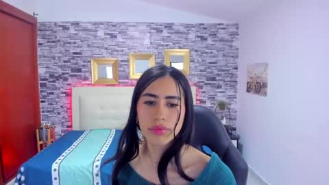 Mariana online show from 12, 1, 2025