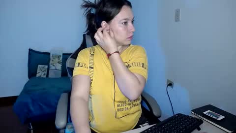 Snapshot of marianna__777 chatting on 19, 10, 2025 Mariana online show from 19, 10, 2025