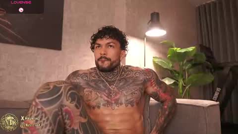 Snapshot of mariano_costa chatting on 25, 6, 2026 Mariano Costa online show from 25, 6, 2026