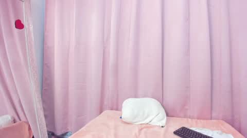 Snapshot of marianrosse chatting on 27, 6, 2026 marianrosse online show from 27, 6, 2026