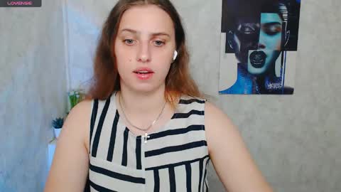 Snapshot of mariatess_ chatting on 24, 5, 2026 Mariia online show from 24, 5, 2026