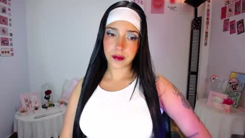 Snapshot of marie_daved chatting on 30, 6, 2026 Nicolle online show from 30, 6, 2026