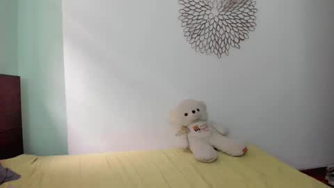 700 pm Washington time online show from 14, 2, 2025