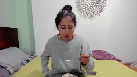 700 pm Washington time online show from 16, 2, 2025