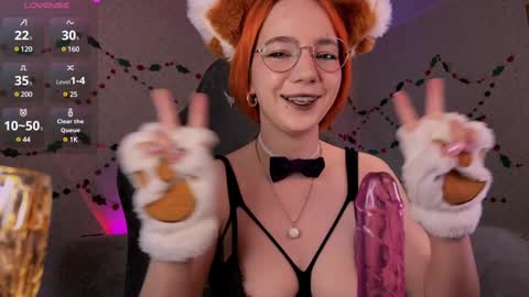 Mariel Gold online show from 2, 1, 2025