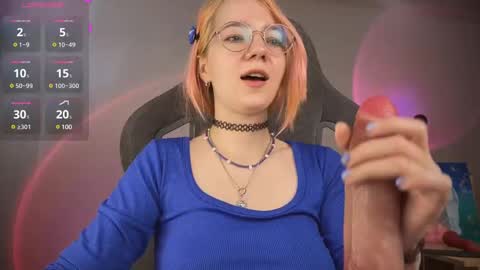 Mariel Gold online show from 6, 3, 2025