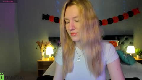 mariel_brown online show from 22, 10, 2025