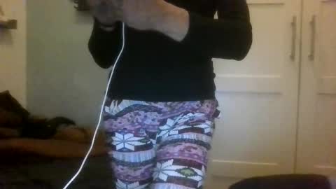 Snapshot of mariellesissy chatting on 6, 10, 2025 mariellesissy online show from 6, 10, 2025