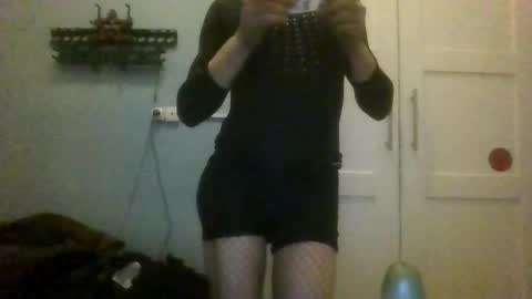 Snapshot of mariellesissy chatting on 27, 10, 2025 mariellesissy online show from 27, 10, 2025