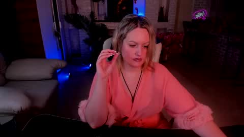 mariemlui online show from 5, 11, 2025