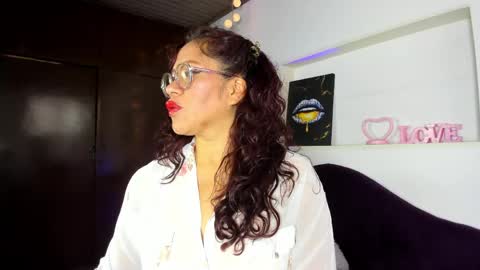 mariia_paulaa online show from 4, 5, 2026