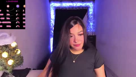 Snapshot of mariiana_hasper chatting on 5, 1, 2025 Mariana Hasper online show from 5, 1, 2025