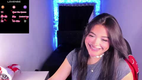 Snapshot of mariiana_hasper chatting on 11, 3, 2025 Mariana Hasper online show from 11, 3, 2025