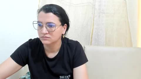 Snapshot of marilyn_garcia chatting on 21, 2, 2026 MARILYN SEXY online show from 21, 2, 2026