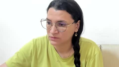 Snapshot of marilyn_garcia chatting on 3, 3, 2026 MARILYN SEXY online show from 3, 3, 2026