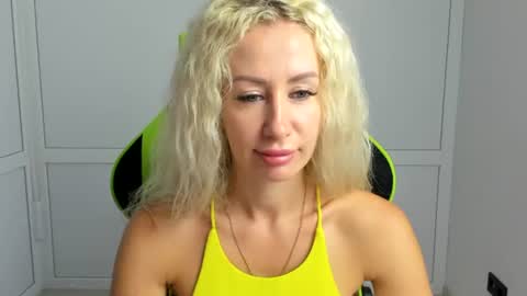 Snapshot of marilyndreamm chatting on 21, 7, 2026 Marilyn online show from 21, 7, 2026
