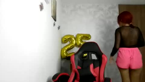 Snapshot of mariposa_skye chatting on 5, 11, 2025 Mariposa online show from 5, 11, 2025