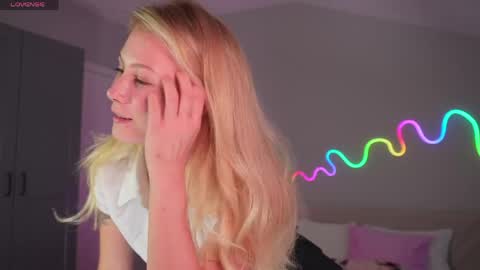 Mary online show from 10, 4, 2026