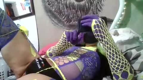 Snapshot of marissaspiercedpussy chatting on 3, 12, 2025 Prissy Miss online show from 3, 12, 2025