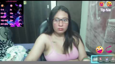 Snapshot of maritsa_millerr chatting on 5, 3, 2025 maritsa online show from 5, 3, 2025