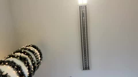 Mark online show from 16, 12, 2025