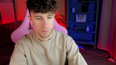 mark_caron online show from 23, 11, 2025