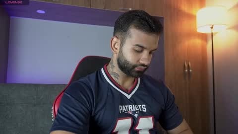 Mark online show from 8, 2, 2026