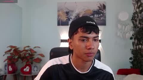 markbowie online show from 13, 9, 2025