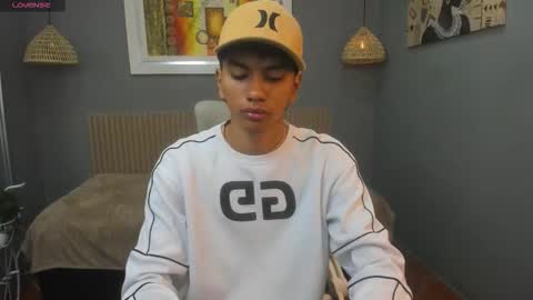 markbowie online show from 20, 9, 2025