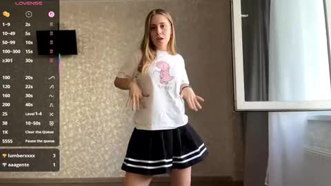 Olivia online show from 12, 9, 2025