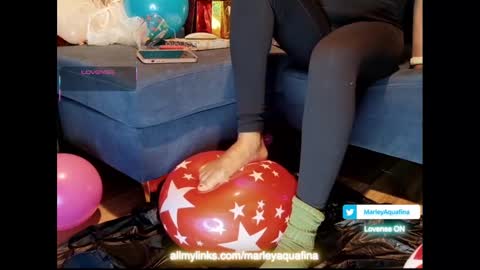 Snapshot of marleymadness9 chatting on 24, 9, 2025 MarleyAquafina online show from 24, 9, 2025