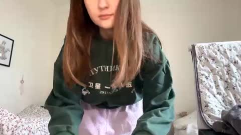 Mia online show from 28, 6, 2026