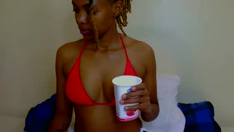 Snapshot of marly_babe chatting on 12, 3, 2026 Marly online show from 12, 3, 2026