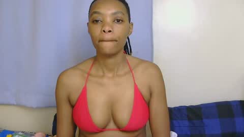 Snapshot of marly_babe chatting on 5, 7, 2026 Marly online show from 5, 7, 2026