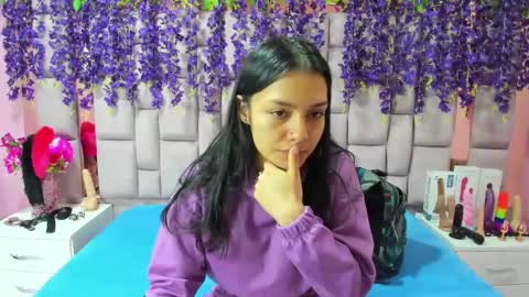 Marly Anal  online show from 2, 1, 2025