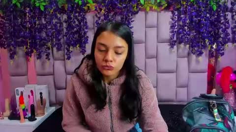 Marly Anal  online show from 7, 1, 2025