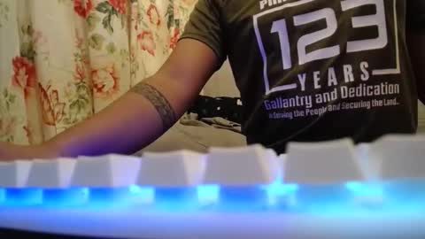 marnielizayourdreamsgirl_xx online show from 18, 10, 2025