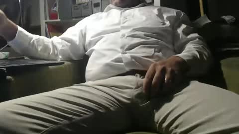 Snapshot of marrieddad19751975 chatting on 19, 2, 2025 only fans marrieddad19751975 online show from 19, 2, 2025