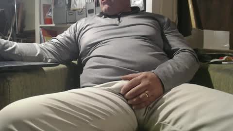 Snapshot of marrieddad19751975 chatting on 25, 2, 2025 only fans marrieddad19751975 online show from 25, 2, 2025