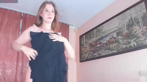 Snapshot of marrrry_watson chatting on 4, 4, 2026 Hey guys Im MaryLets be friendsThis is my first stream online show from 4, 4, 2026