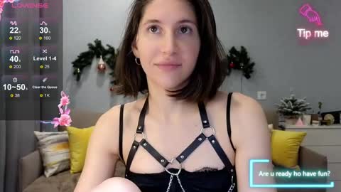 Snapshot of marrycolins chatting on 5, 1, 2025 marrycolins online show from 5, 1, 2025