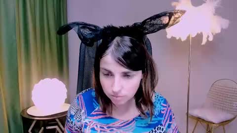 Snapshot of martaedams chatting on 28, 11, 2025 martaedams online show from 28, 11, 2025