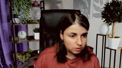 Snapshot of martaedams chatting on 18, 12, 2025 martaedams online show from 18, 12, 2025