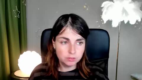 Snapshot of martaedams chatting on 23, 12, 2025 martaedams online show from 23, 12, 2025